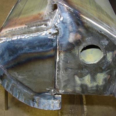 Restaurálás - Maserati Mistral II. 12