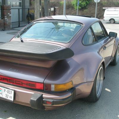 Restaurálás - Porsche 930 Turbo 3.3 RUF 15
