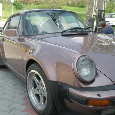 Restaurálás - Porsche 930 Turbo 3.3 RUF 36