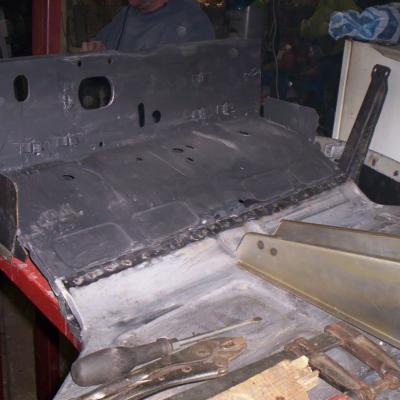 Autógyártás - IMP 700 GT 24