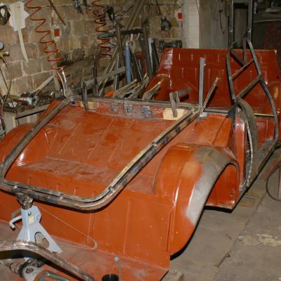 Autógyártás - IMP 700 GT 64